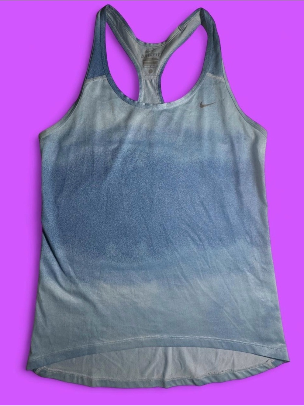 🦋 Nike Dri-FIT Blue Ombré Racerback Tank Top 🦋 size small